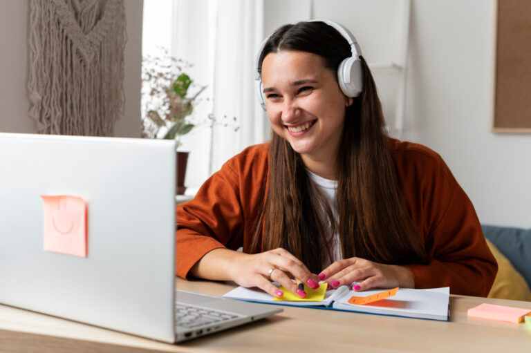 Wirtualna klasa i przestrzeń do nauki - środowisko sprzyjające coachingowi językowemu online